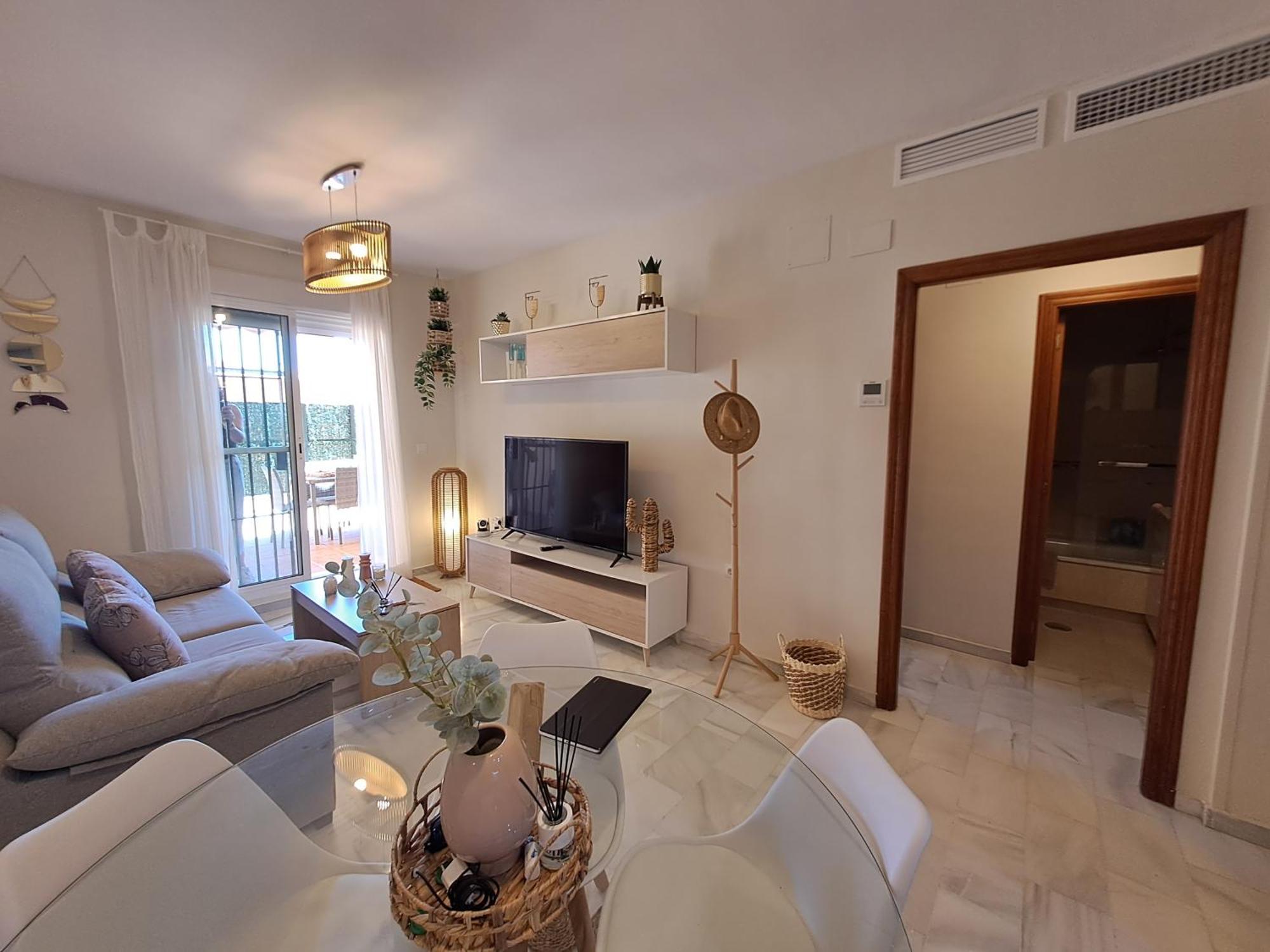 Whydhand Resorts Apartments ,Pools And Lovely Terrace ฟูเอนฮิโรลา ภายนอก รูปภาพ