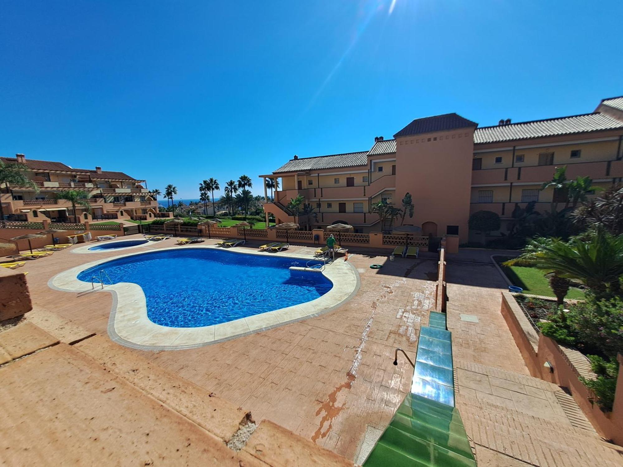 Whydhand Resorts Apartments ,Pools And Lovely Terrace ฟูเอนฮิโรลา ภายนอก รูปภาพ