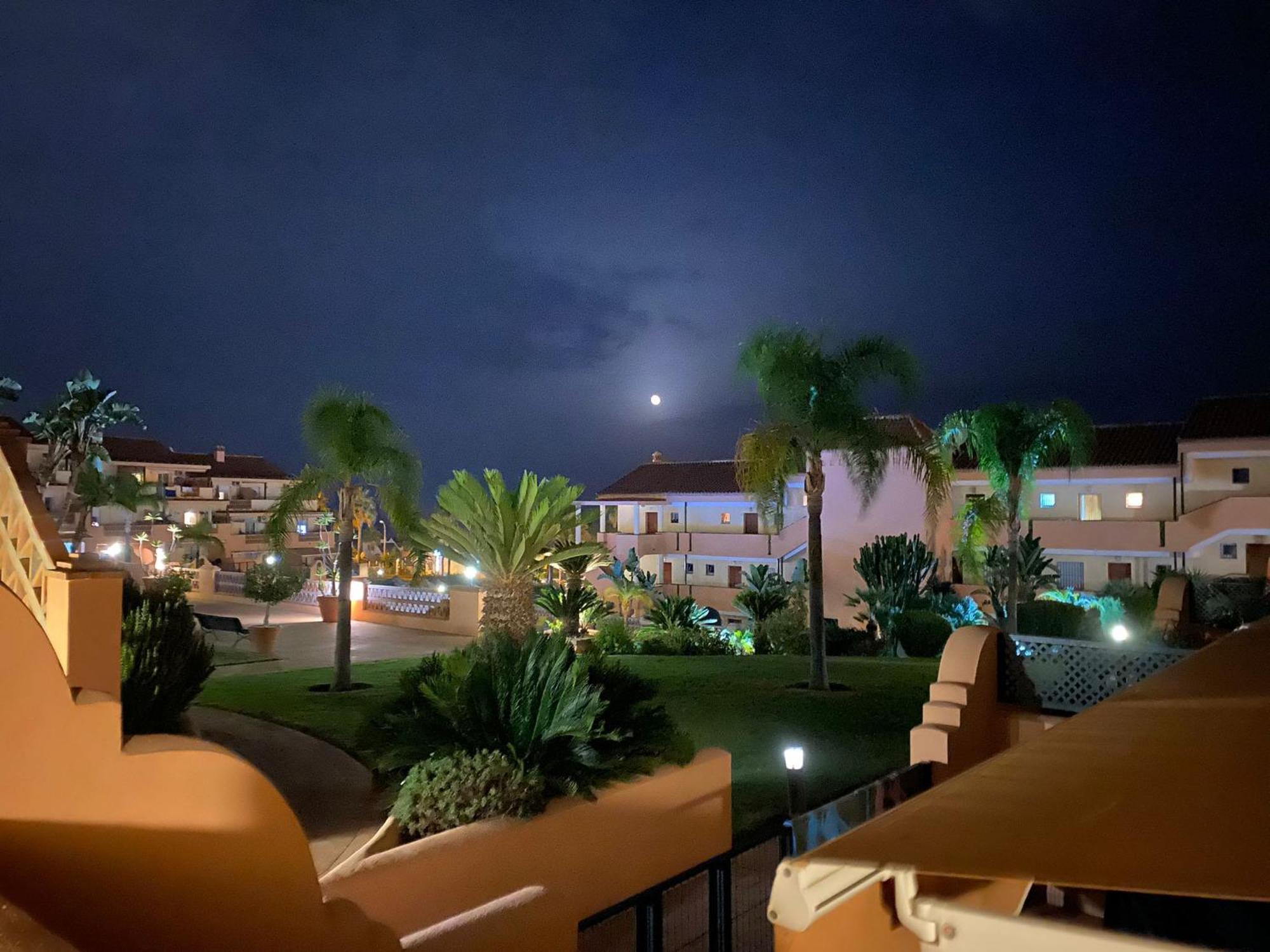 Whydhand Resorts Apartments ,Pools And Lovely Terrace ฟูเอนฮิโรลา ภายนอก รูปภาพ